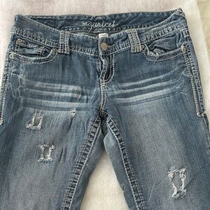 Maurices Blue Distressed Jeans size 9/10 Reg